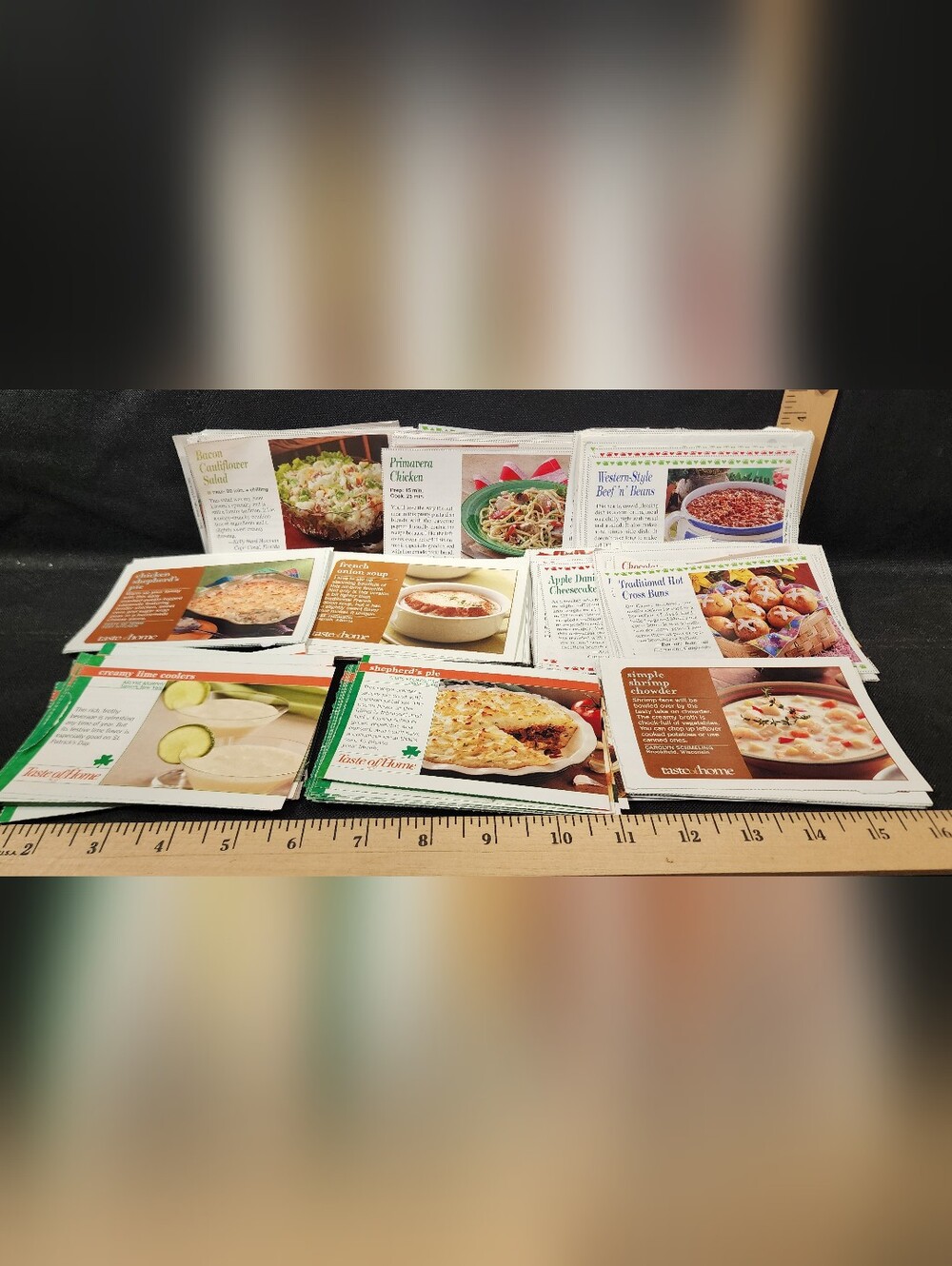 Vintage Taste Of Home Recipes Lot of 200 Grandma Favorites Used